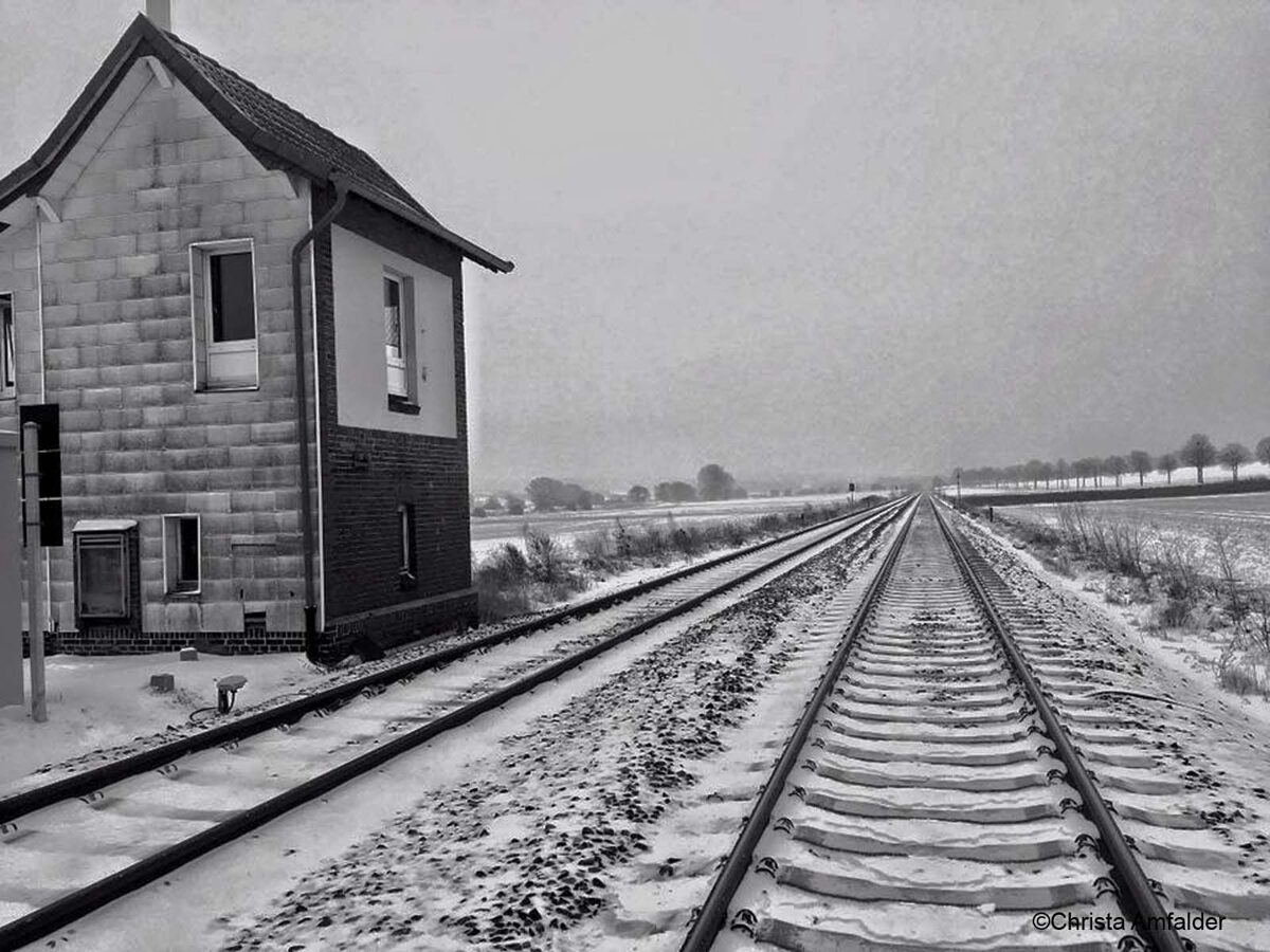 Bahnübergang Hockeln im Winter